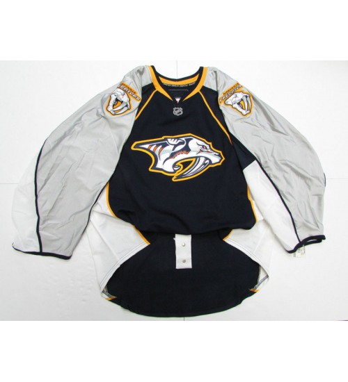 Custom Nashville Predators goaltender Authentic Retro Hockey Jersey Navy