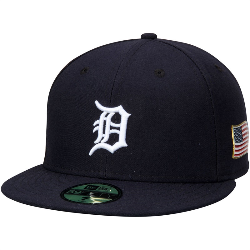 Detroit Tigers Black On Field 9/11 Side Patch US Flag 59FIFTY Flex Hat