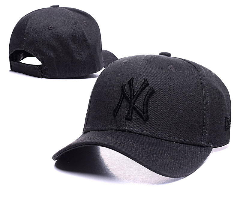 New York Yankees New Era Black The League Slouch Adjustable Hat