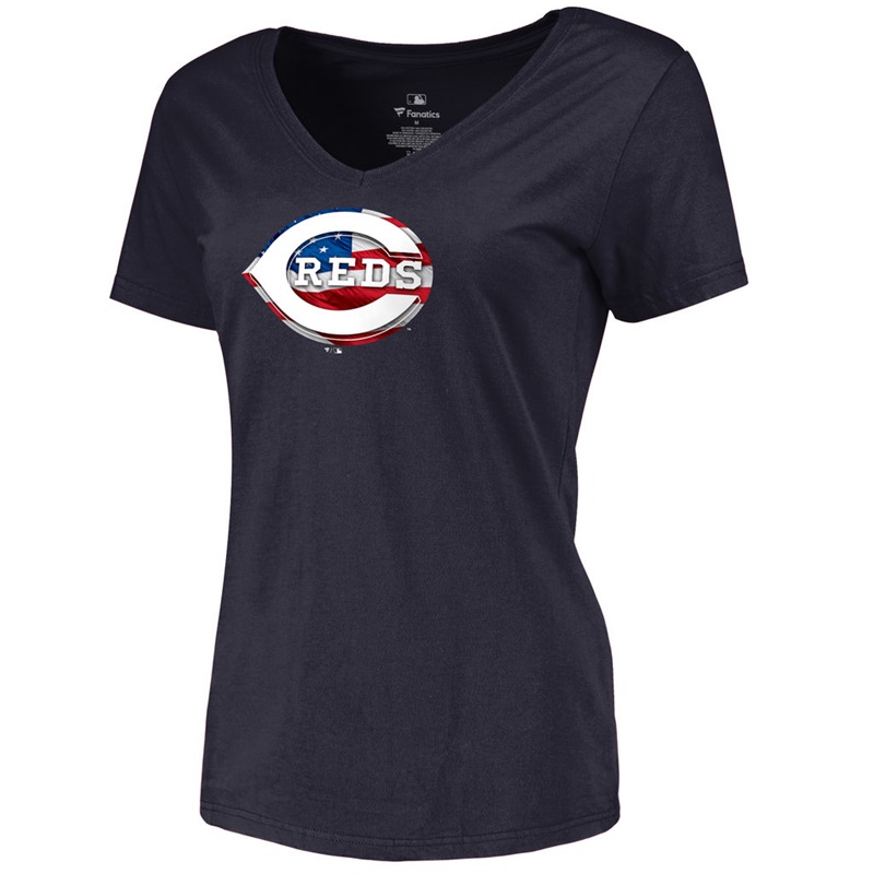 Women Cincinnati Reds Slim Fit Banner Wave Navy T-Shirt