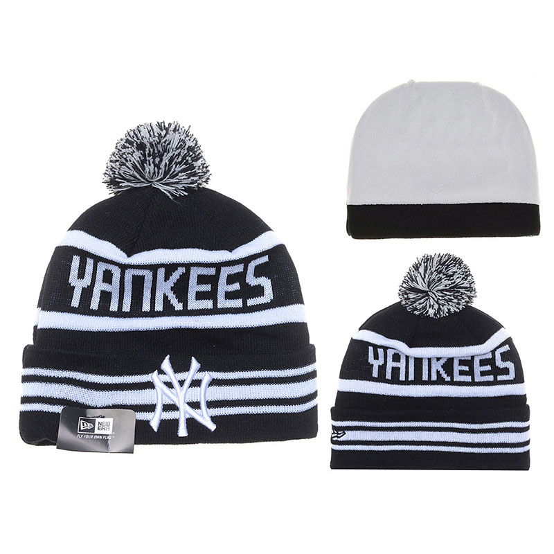 New York Yankees Black Redux Cuffed Knit Hat With Pom