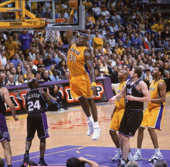 Shaquille O'Neal Slam Dunk 
