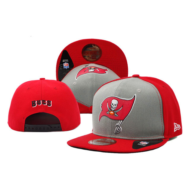 Tampa Bay Buccaneers New Era Red/Gray On Field Fitted Snapback Hat