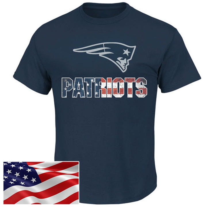 New England Patriots Black Banner Wave Majestic Independence Day Star & Stripes T-Shirt