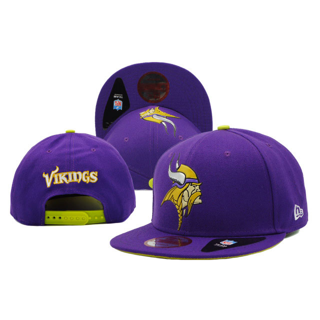 Minnesota Vikings New Era Purple On Field Fitted Snapback Hat