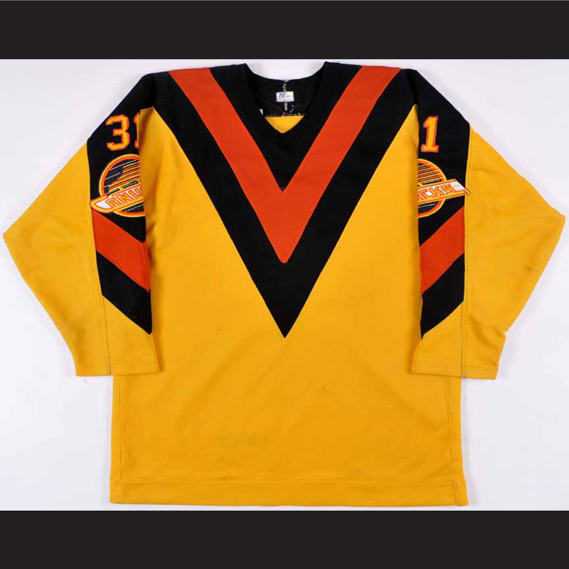 1982-84 John Garrett Vancouver Canucks hockey Jersey